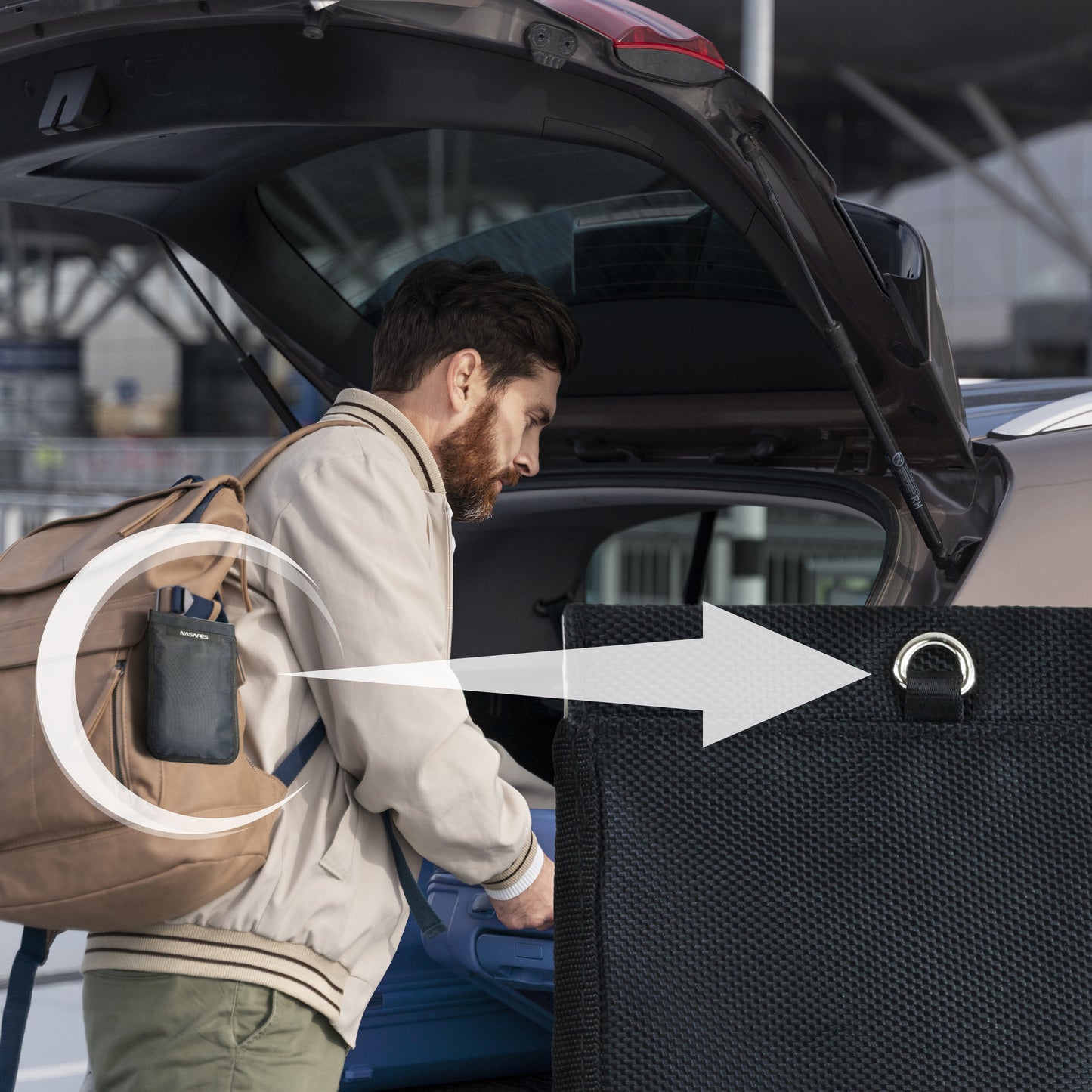 Wer anonym unterwegs sein möchte, kommt um einen Strahlenblokker für Handy kaum herum. Auf dem Bild ist ein Mann zu sehen, der mit einem Rucksack unterwegs ist. er möchte anscheinend unerkannt bleiben, weil er seine Privatssphäre schützen möchte und seine Handysignale nicht preisgeben möchte. So eine Hülle als Strahlen Blocker für Handy ist dabei genau das richtige für ihn.